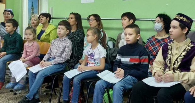 В национально-культурной автономии татар г. Сургут открылась воскресная школа по изучению татарского языка
