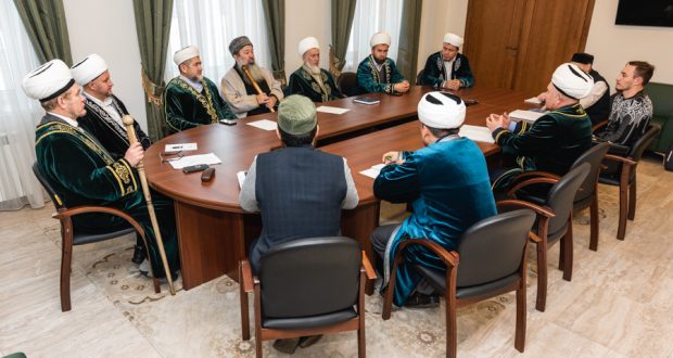 В ДУМ РТ состоялось заседание Совета Казыев