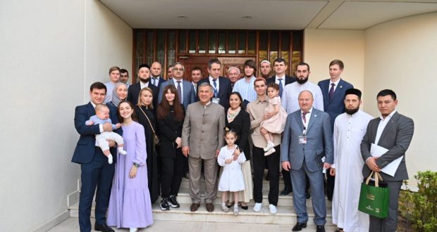 Rustam Minnikhanov held a meeting with compatriots living in the Kingdom of Saudi Arabia