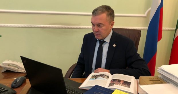 Постоянный представитель Татарстана в Санкт -Петербурге принял участие в презентации нового издания о Габдулле Тукае