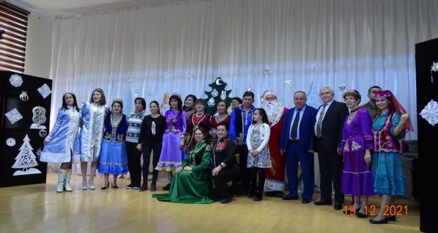 Татары Бухары провели новогодний концерт