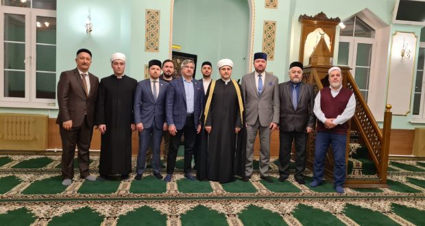 Василь Шайхразиев посетил Соборную мечеть Ногинска