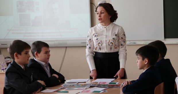 В Татарстане начинается зональный этап Всероссийского конкурса «Лучший учитель татарского языка и литературы»