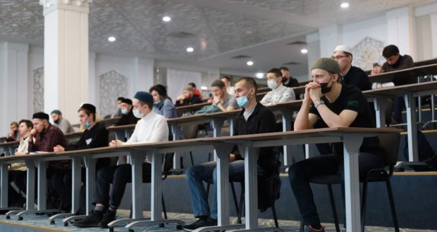 Зимний форум мусульманской молодежи продолжается в Болгаре