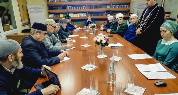 A meeting in the Buinsky madrasah  held
