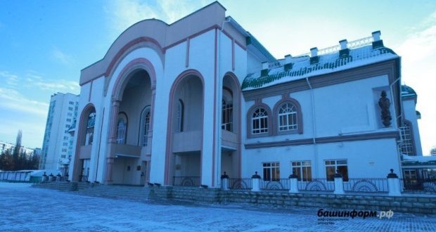 Гастроли Уфимского татарского театра «Нур» в Казань переносятся на осень