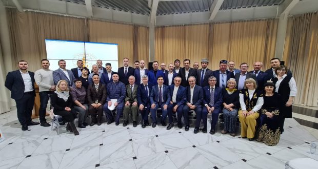 Данис Шакиров встретился с активом татарских общественных организаций Приволжского федерального округа