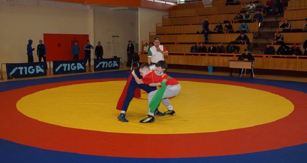 В Набережных Челнах состоится Всероссийский турнир по татарской борьбе «Көрәш»