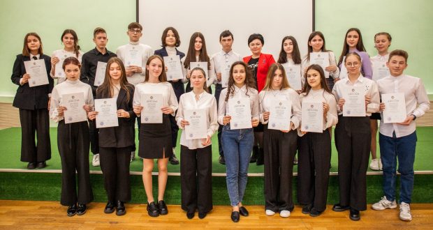 В Татарстане завершилась олимпиада по татарскому языку для русскоязычных учащихся школ с русским языком обучения