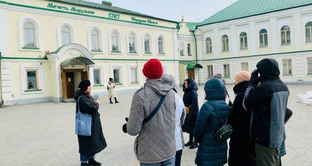На экскурсии по Старо-Татарской слободе казанцы узнали об истории пяти мечетей