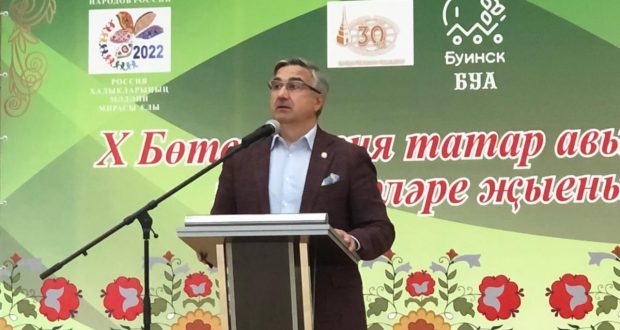 Поездка татарских предпринимателей в Буинский район завершилась пленарной частью