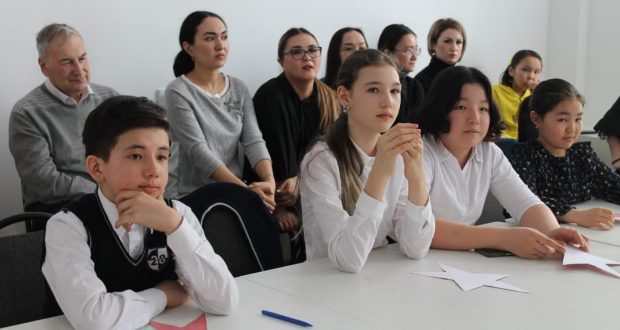 В Татарской школе искусств г. Семей состоялся конкурс «Музыкальный эрудит XXI века».