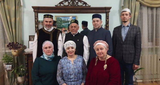 Национально-культурная автономия татар Тюменской области посетила тематический ифтар
