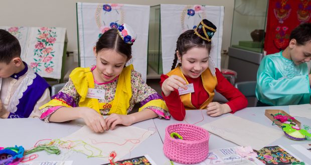 В Челябинской области продолжаются конкурсы для детей наших соотечественников