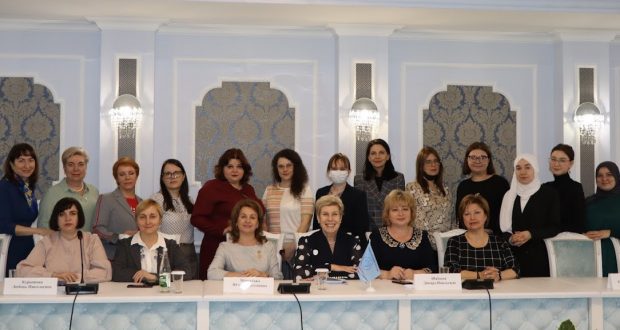 В Мордовии прошло заседание круглого стола «Дискурс о статусе женщины в обществе, религии, семье»