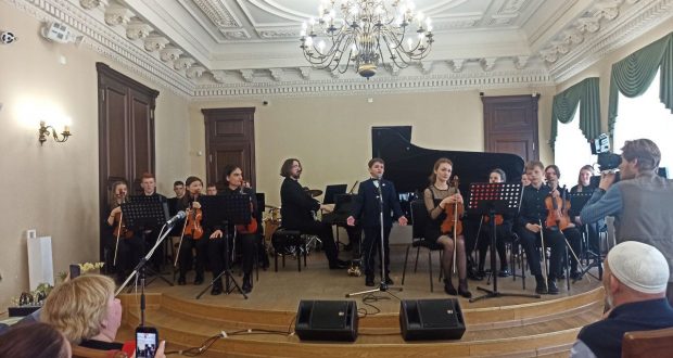Победители конкурса по музыкальному искусству татарского народа выступили в Казани