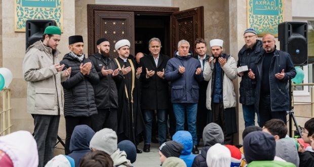 В мечети “Ахмадзаки” прошел первый праздник махалли в честь “1100-летия принятия Ислама Волжской Булгарией”