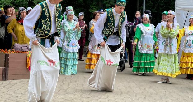 В Красногорске прошел национальный праздник татар и башкир под названием Сабантуй