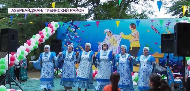 Татарская община Азербайджана отметила Сабантуй с национальными песнями и танцами