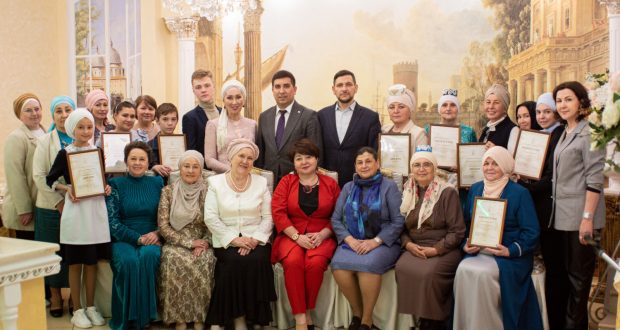 Бөтендөнья татар конгрессында “Ислам нуры-мәчетләрдә” конкурсы җиңүчеләрен бүләкләделәр