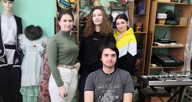 Студенты Алтайского государственного университета прошли практику в Центре татарской культуры «Дулкын»