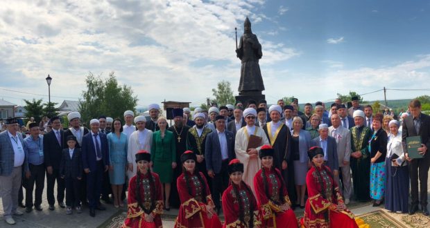 В Касимове состоялось открытие памятника правительнице Казанского ханства Сююмбике