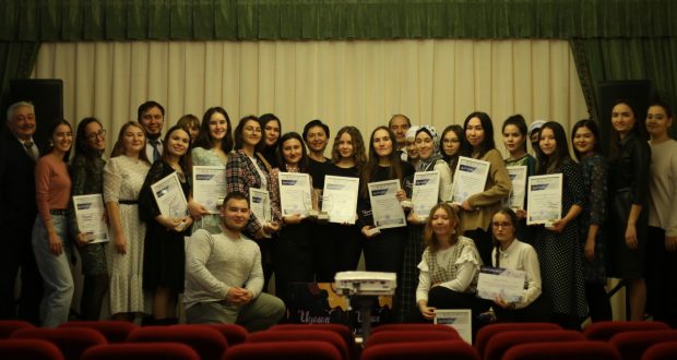 В Татарстане стартовала заявочная кампания на XXII конкурс молодых писателей «Иделем акчарлагы»