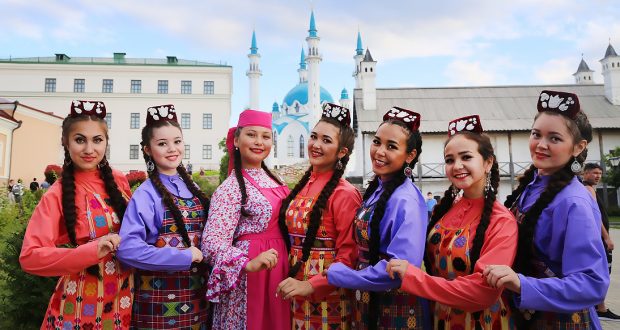 В Казани прошла лекция «Путешествие к народам Поволжья: татары»