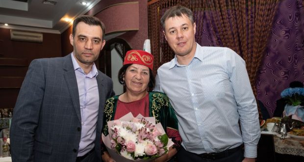 Руководитель национально-культурной автономии татар Сахалина отметила юбилей