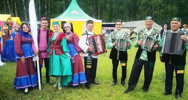 В селе Сафакулево прошёл праздник “Сабантуй 2022”