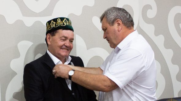 A meeting with songwriter Ramil Churagulov was held at the World Congress of Tatars