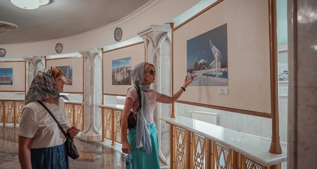 В Казанском Кремле открылась выставка «Соборные мечети Казани»