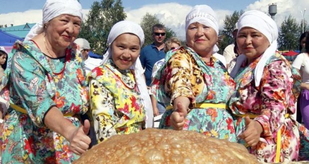 Тубыл шәһәре себер-татар мәдәният үзәгендә укучылар өчен «Ачык ишекләр» көне узды