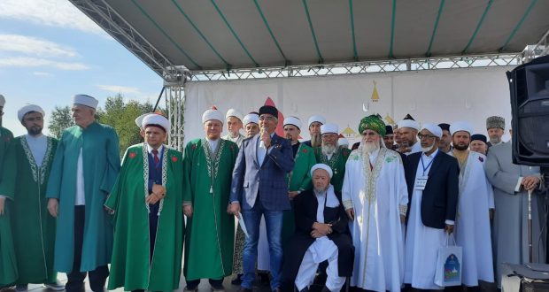 Василь Шайхразиев принял участие в торжественном мероприятии, посвященном установке памятного камня мечети «Раббани»
