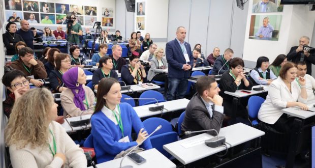 Бөтенроссия татар журналистлары форумында катнашучылар “Татмедиа” республика агентлыгы җитәкчелеге белән очрашты