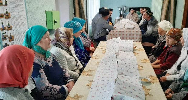 Саратовский имам-мухтасиб встретился с единоверцами села Новая Усть-Уза