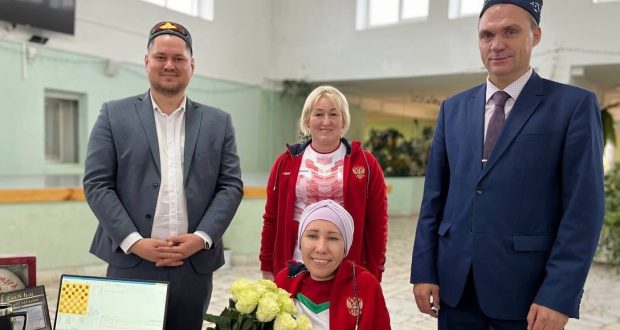 Чемпионка  России по шашкам Чулпан Габдулганиева приняла  гостей