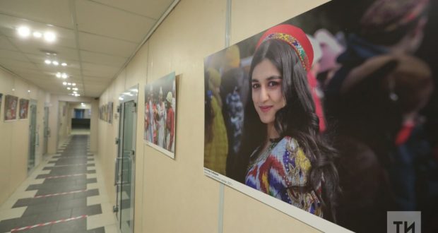 В галерее «Татмедиа» открылась фотовыставка «Многонациональный Татарстан»