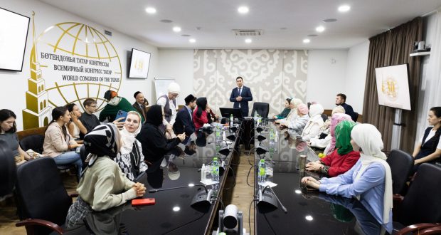 Представители центра KAGEM ознакомились с деятельностью Всемирного конгресса татар