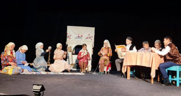 В Татарстане проходит зональный этап республиканского фестиваля детских юношеских театров «Сайяр»