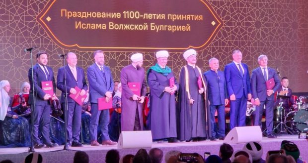 Василь Шайхразиев принял участие в Гала-концерте XVIII Международного мусульманского форума