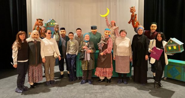 Театр кукол «Экият» продолжает проводить спектакли с тифлокомментариями