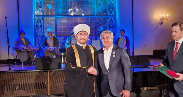 Vasil Shaykhraziev was awarded the honorary order “Al-Fakhr”