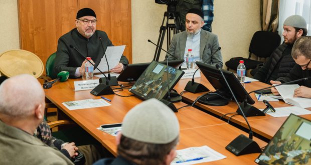 В РИИ презентовали уникальное издание – «История ислама в России»