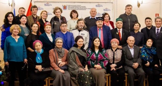 Делегация АО «Татмедиа» в Санкт-Петербурге и Ленинградской области знакомится с жизнью татар региона