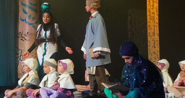 «Апуш» татар балалар театр студиясе «Әбугалисина» әсәрен мюзикл итеп чыгарган