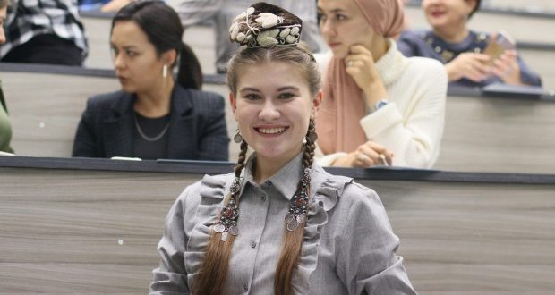 Студентка КФУ разработала единственный в России курс скорочтения на татарском
