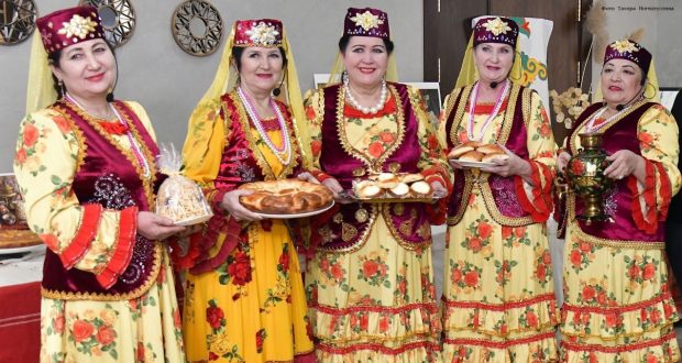 Татары Ташкента собрались на “Чәй бәйрәме”