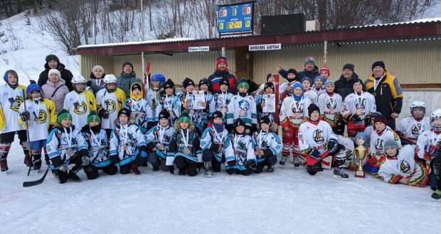 Киров өлкәсендә Бөтендөнья татар конгрессы призына хоккей ярышы узды