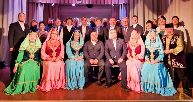 Vasil Shaykhraziev visited Tyumen Tatar Cultural Center